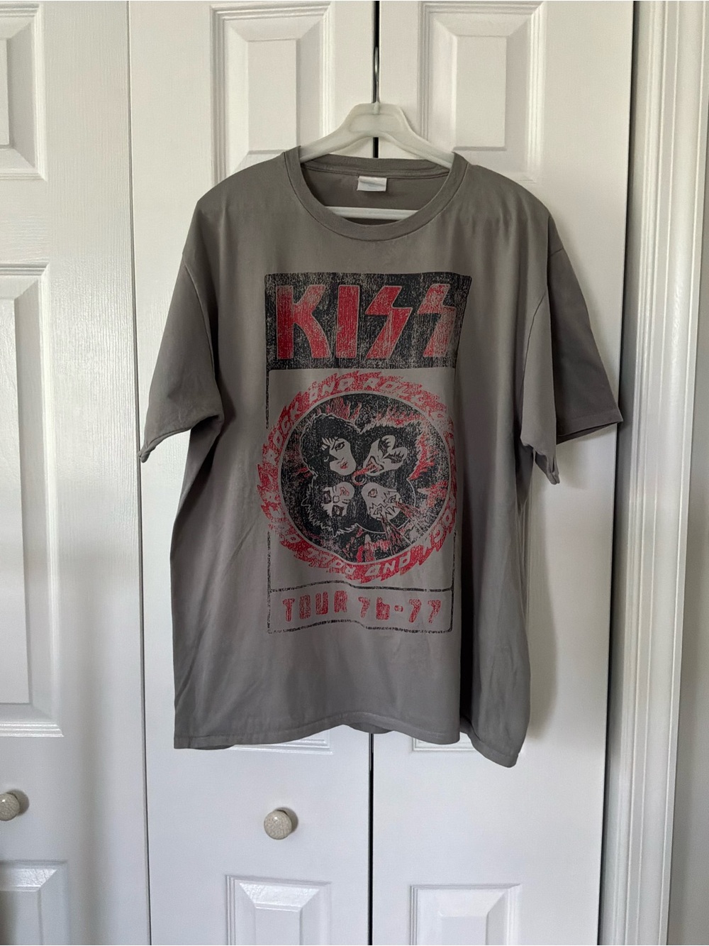 VTG Port & Company Gray Kiss “Rock N Roll Over 76-77” Tour Graphic T-Shirt LARGE